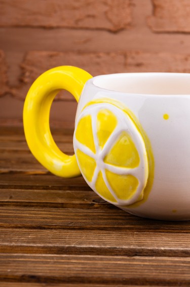 فنجان ليمون منعش