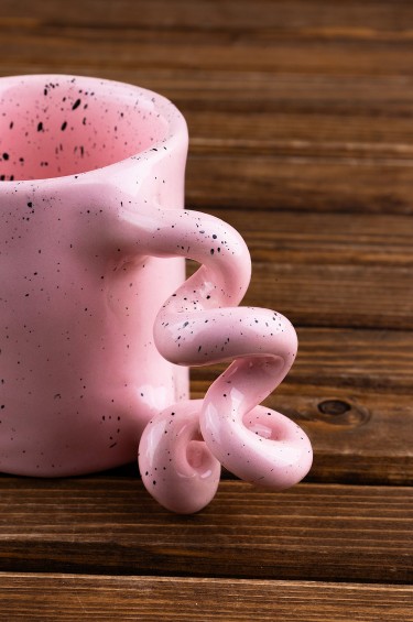 كوب لون الورد