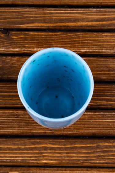 كوب تنقل يقينا