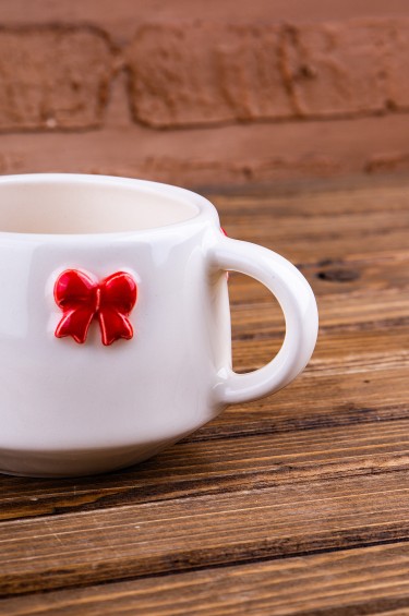 كوب شريطة قرمزية