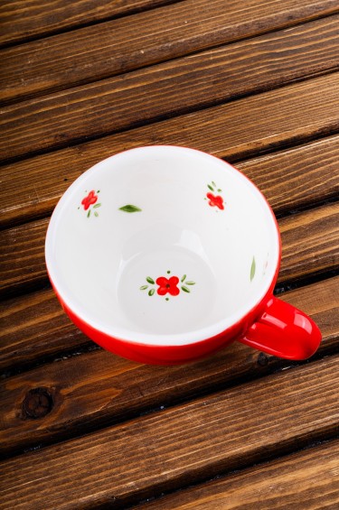 كوب وردات لطيفة احمر