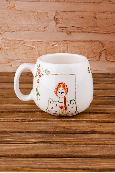 كوب فتاة الورد الاحمر
