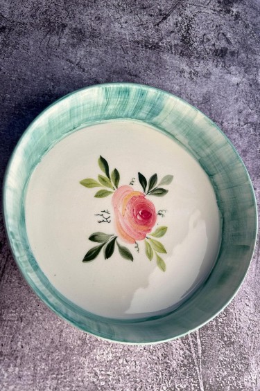 قوالب ورد بيوني صغير