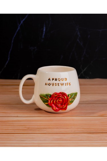 كوب اسم وردة كبيرة  - A proud housewife
