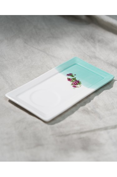 صحن حبات الورد